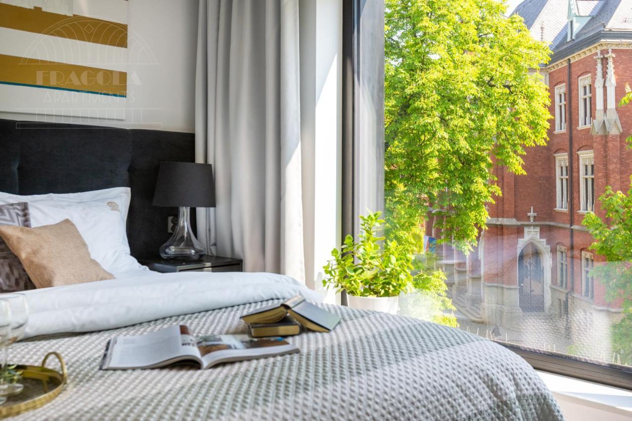 Modern View Of Planty Park Apartman Krakkó Kültér fotó