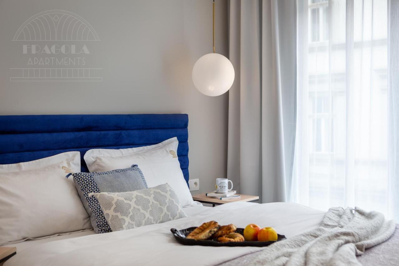 Modern View Of Planty Park Apartman Krakkó Kültér fotó