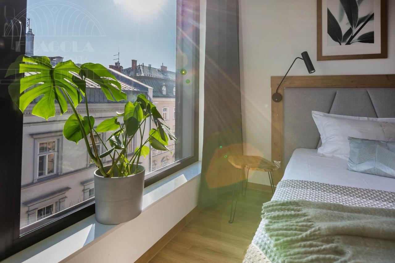 Modern View Of Planty Park Apartman Krakkó Kültér fotó