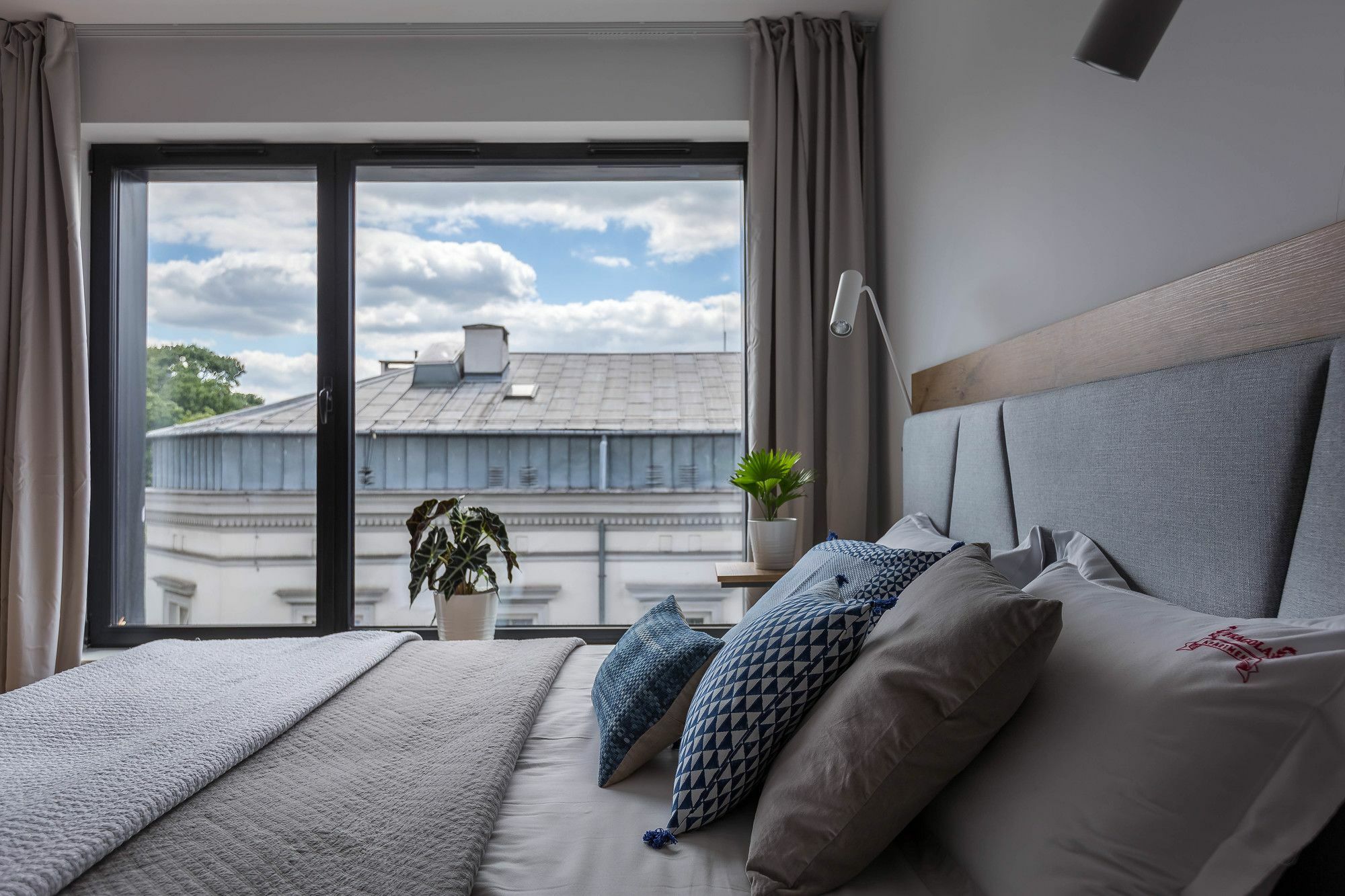 Modern View Of Planty Park Apartman Krakkó Kültér fotó